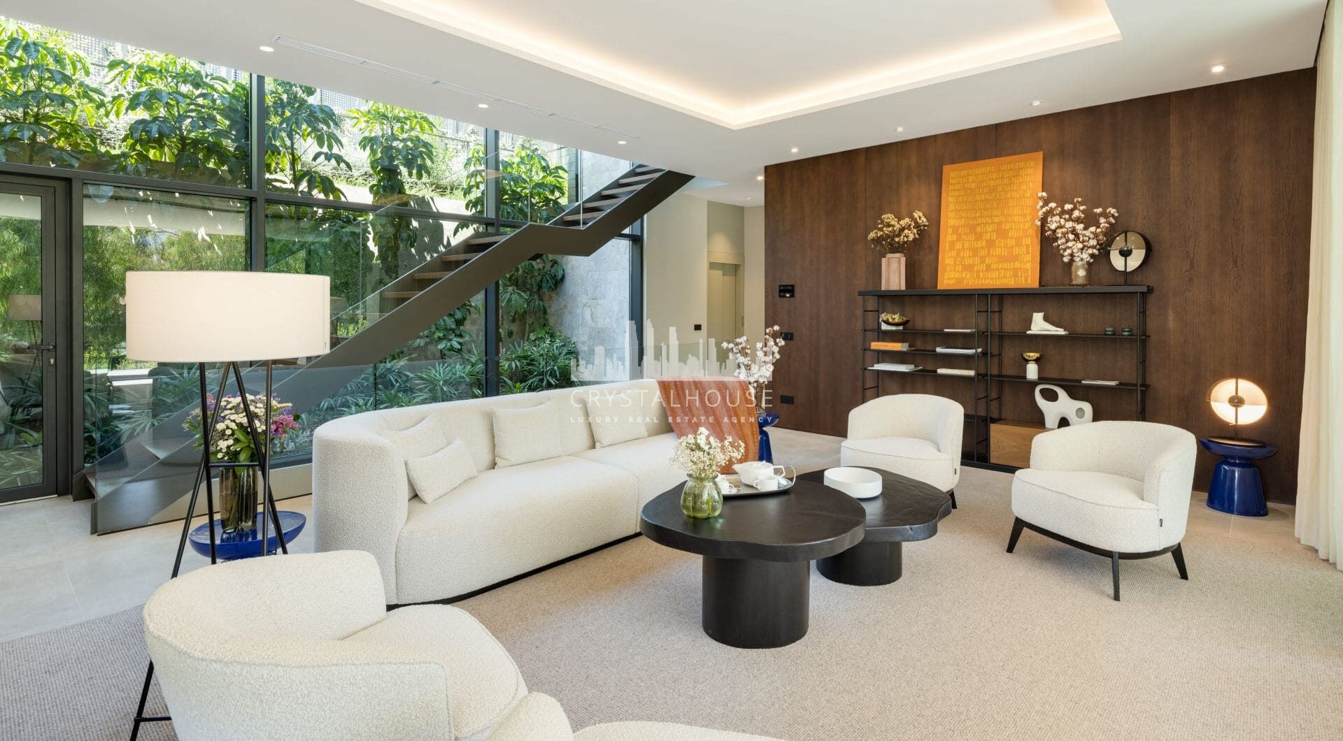 VVilla Selene is a luxurious, fully furnished villa for sale in La Cerquilla.