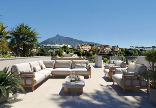 Villa Tulua is a design-led luxury villa for sale in the dream location of Nueva Andalucía, positioned on an elevated ridge that offers unrivalled panoramic views.