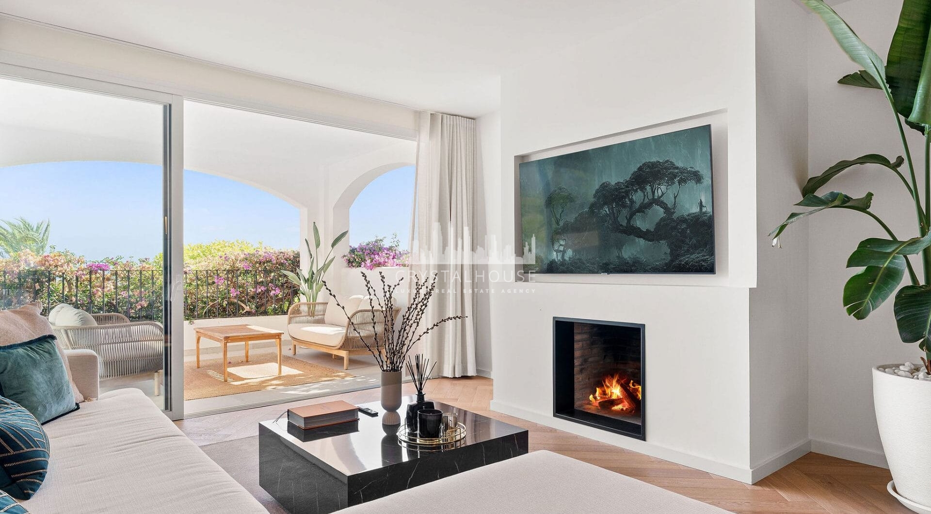 La Maison Saint Germain is an exceptional two-storey townhouse for sale  in the prestigious Golden Mile, a highly sought-after area known for its refined residences, excellent amenities, and seamless connectivity to Marbella’s finest offerings.