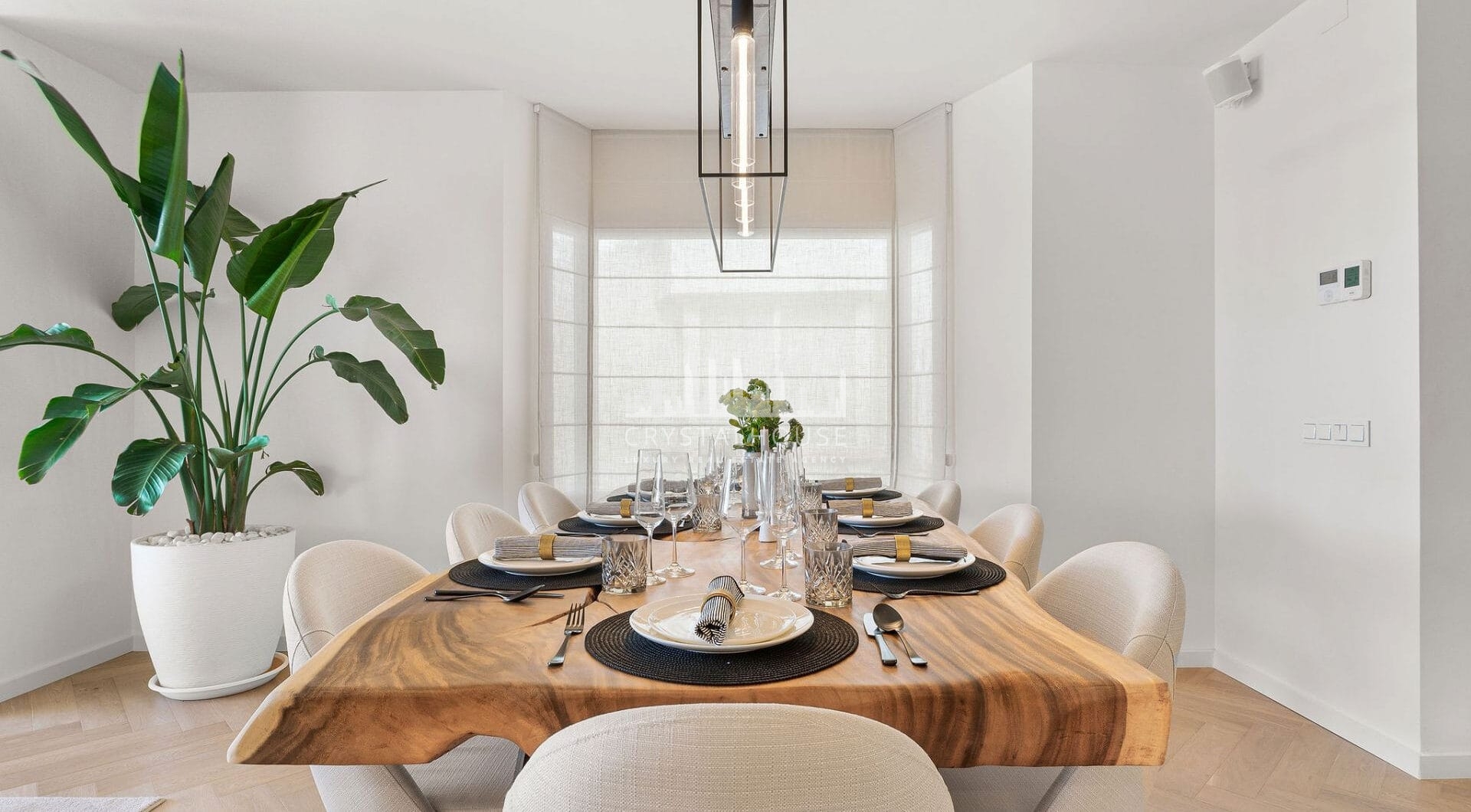 La Maison Saint Germain is an exceptional two-storey townhouse for sale  in the prestigious Golden Mile, a highly sought-after area known for its refined residences, excellent amenities, and seamless connectivity to Marbella’s finest offerings.