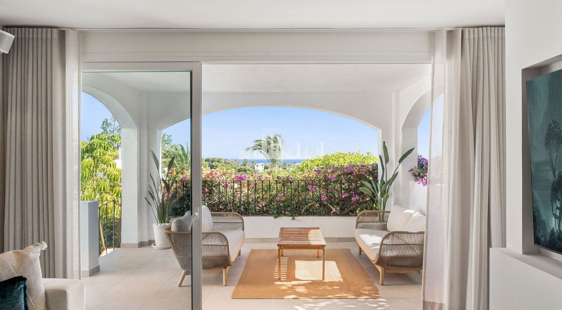 La Maison Saint Germain is an exceptional two-storey townhouse for sale  in the prestigious Golden Mile, a highly sought-after area known for its refined residences, excellent amenities, and seamless connectivity to Marbella’s finest offerings.