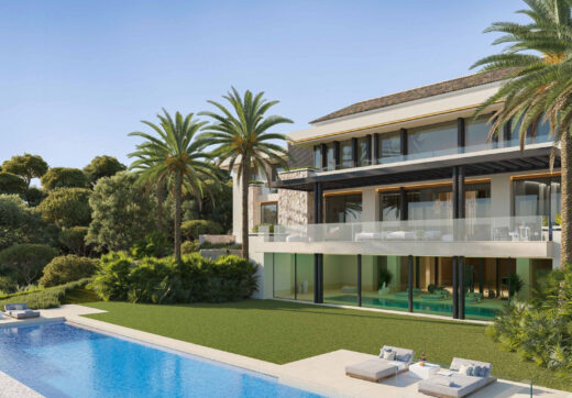 Located in La Zagaleta, this villa offers complete privacy and stunning views of the sea, Gibraltar, and Africa.