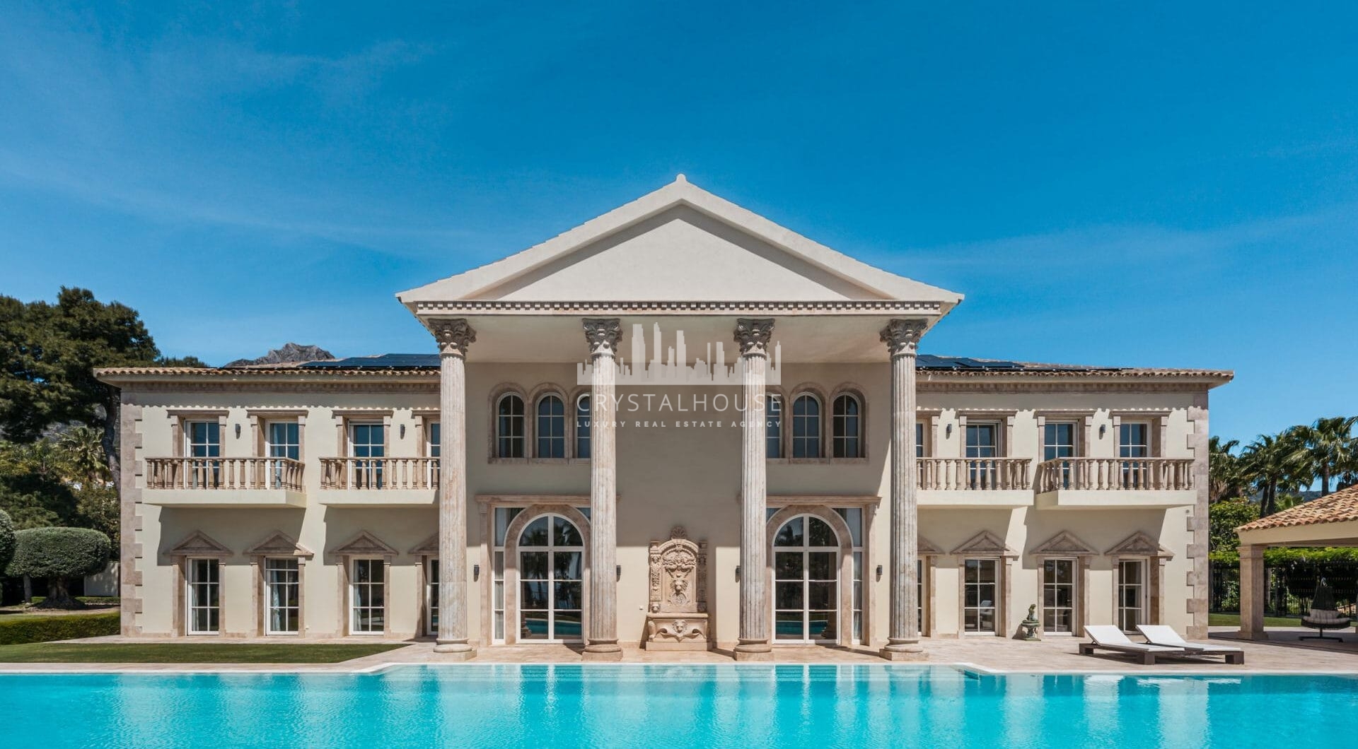 Villa Sinfonía is a remarkable three-floor estate for sale  in the prestigious gated community of Sierra Blanca on the Costa del Sol.