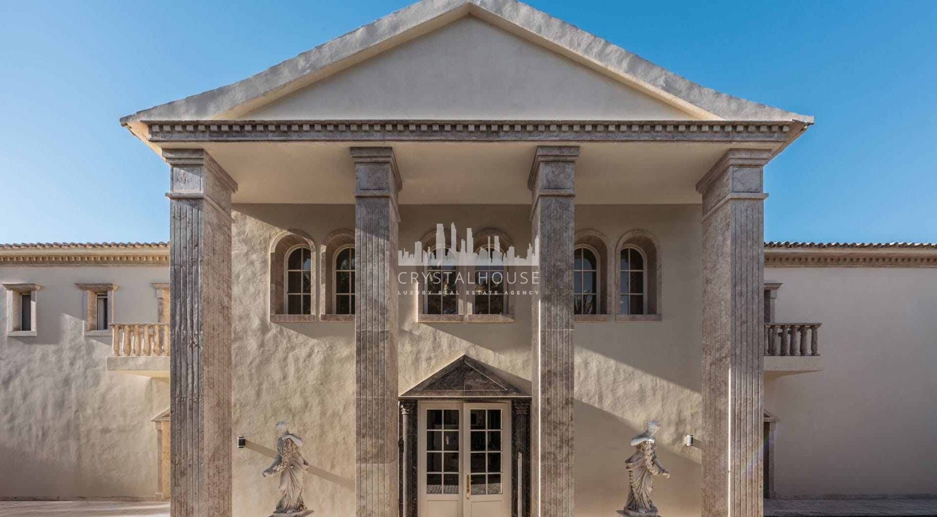 Villa Sinfonía is a remarkable three-floor estate for sale  in the prestigious gated community of Sierra Blanca on the Costa del Sol.