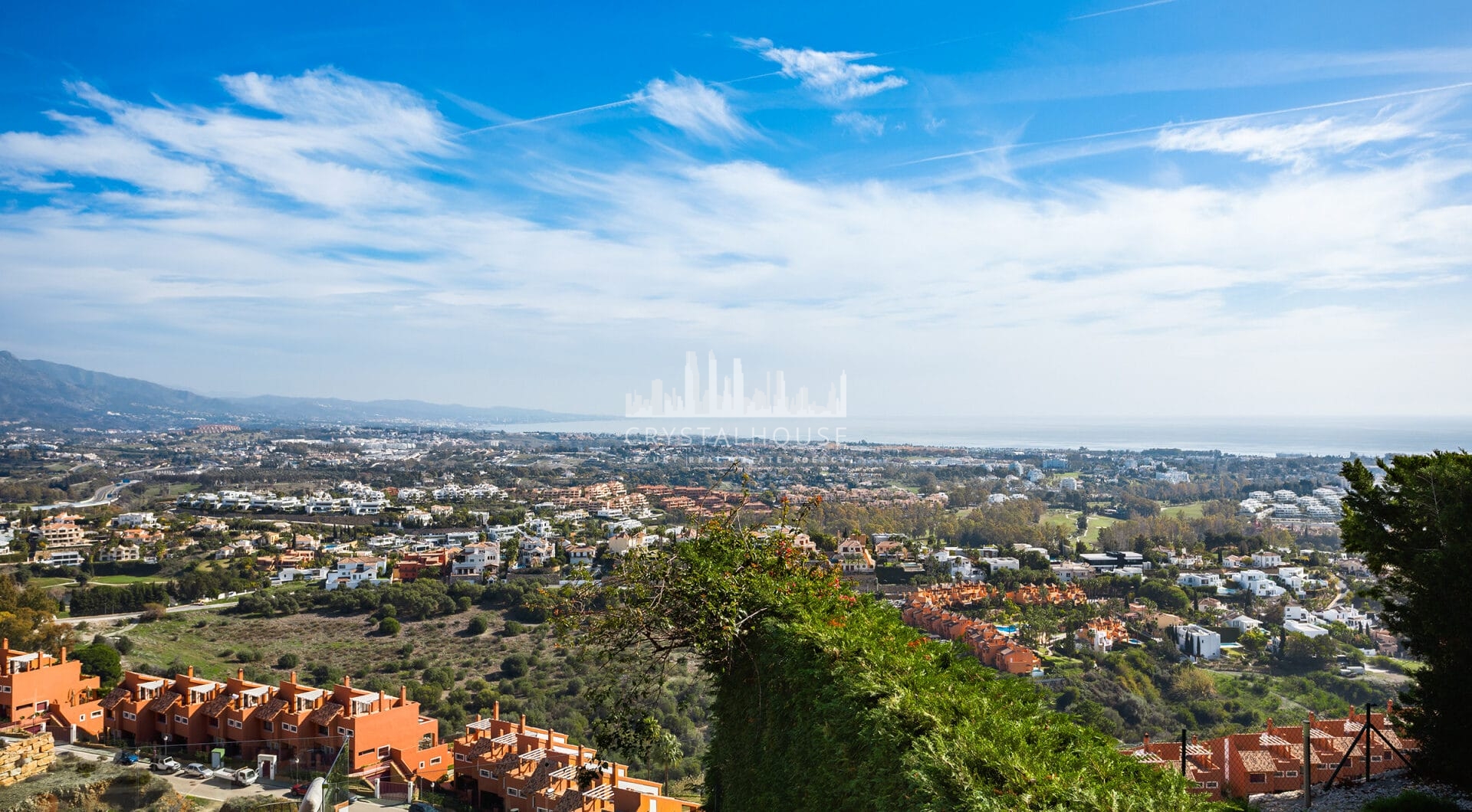 Modern semi-detached villa in La Alqueria, Mijas, within a private gated complex of just 8 homes.