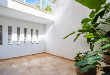 Modern semi-detached villa in La Alqueria, Mijas, within a private gated complex of just 8 homes.