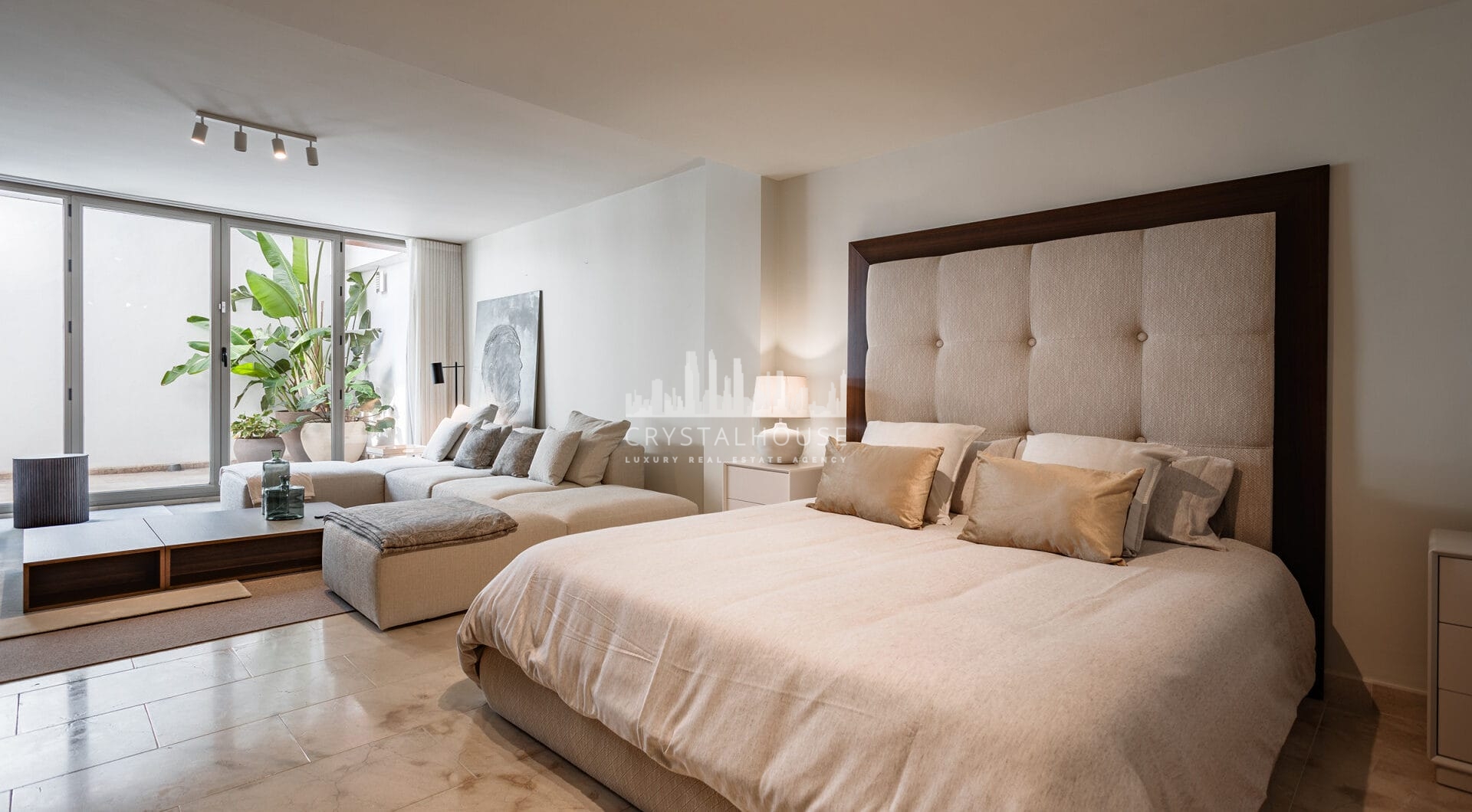 Modern semi-detached villa in La Alqueria, Mijas, within a private gated complex of just 8 homes.