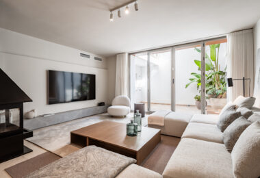 Modern semi-detached villa in La Alqueria, Mijas, within a private gated complex of just 8 homes.