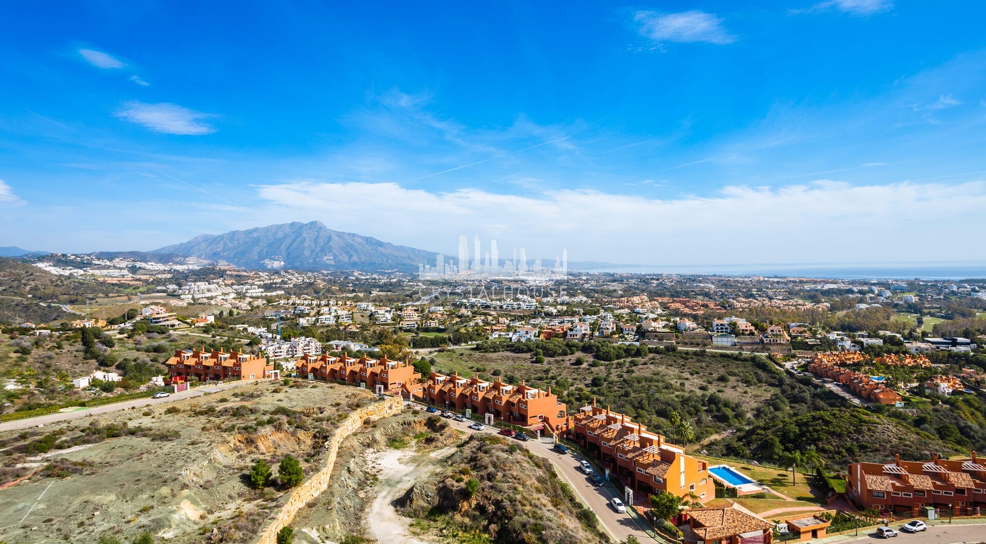 Modern semi-detached villa in La Alqueria, Mijas, within a private gated complex of just 8 homes.