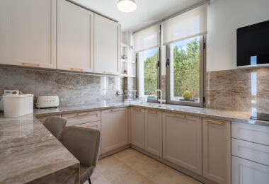 Modern semi-detached villa in La Alqueria, Mijas, within a private gated complex of just 8 homes.