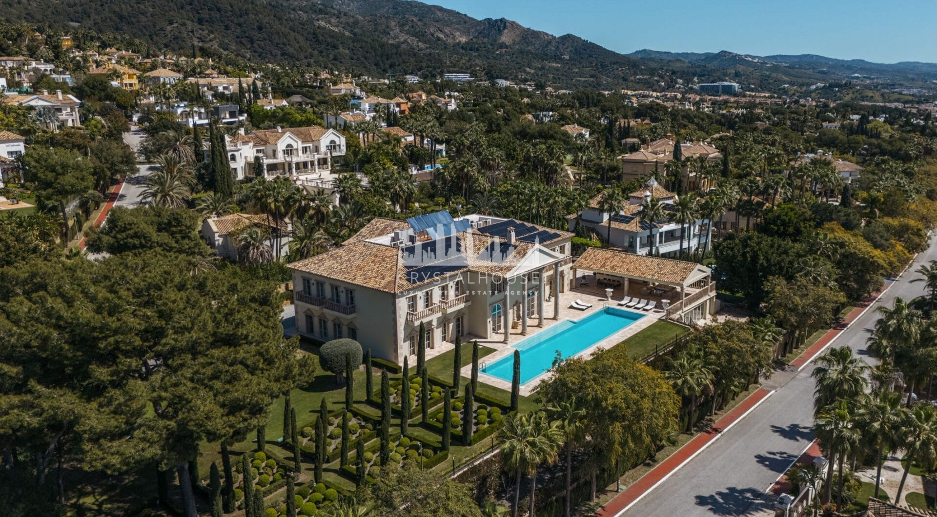 Villa Sinfonía is a remarkable three-floor estate for sale  in the prestigious gated community of Sierra Blanca on the Costa del Sol.