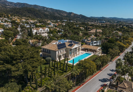 Villa Sinfonía is a remarkable three-floor estate for sale  in the prestigious gated community of Sierra Blanca on the Costa del Sol.