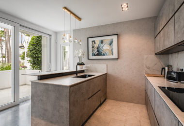 Fully renovated southwest-facing luxury apartment in Japanese Gardens, Marina Puente Romano.