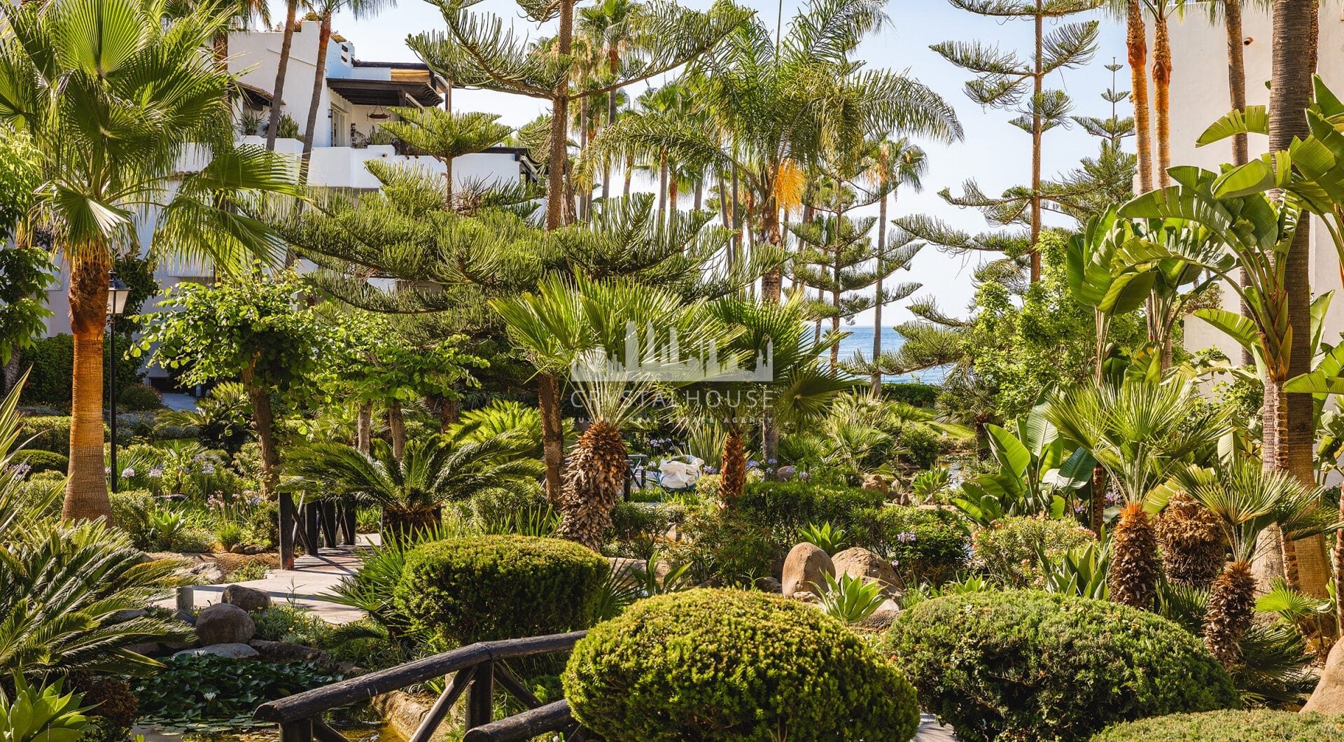 Fully renovated southwest-facing luxury apartment in Japanese Gardens, Marina Puente Romano.