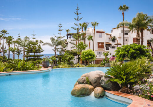 Fully renovated southwest-facing luxury apartment in Japanese Gardens, Marina Puente Romano.