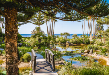 Fully renovated southwest-facing luxury apartment in Japanese Gardens, Marina Puente Romano.