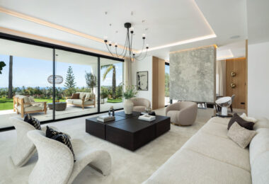 Discover Villa Fortuna, a stunningly renovated luxury villa situated in the prestigious gated community of Los Arqueros, offering spectacular views over the Los Arqueros Golf Course.