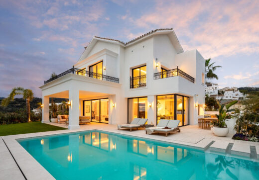 Discover Villa Fortuna, a stunningly renovated luxury villa situated in the prestigious gated community of Los Arqueros, offering spectacular views over the Los Arqueros Golf Course.