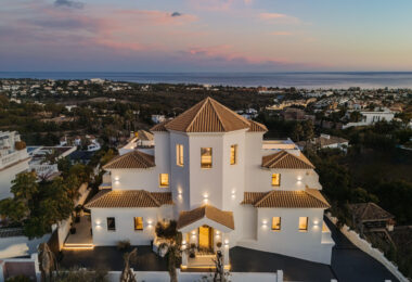 Villa Olivia stands as a remarkable family estate for sale within the prestigious gated community of Los Flamingos, just moments from the renowned Villa Padierna Resort, world-class golf courses, and an array of premium amenities.