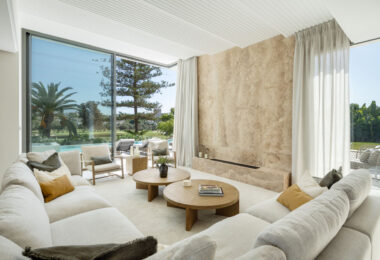 Villa Imagine is an exceptional frontline golf Villa for sale in Las Brisas.
