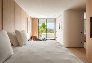 MODERN FULLY RENOVATED APARTMENT IN LAS LOMAS DEL MARBELLA CLUB