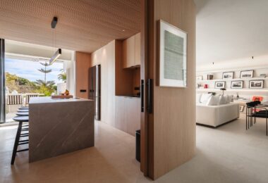 MODERN FULLY RENOVATED APARTMENT IN LAS LOMAS DEL MARBELLA CLUB