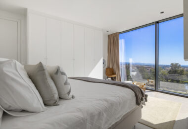 FRONTLINE GOLF - Newly built contemporary villa situated in the prestigious urbanization of La Alquería