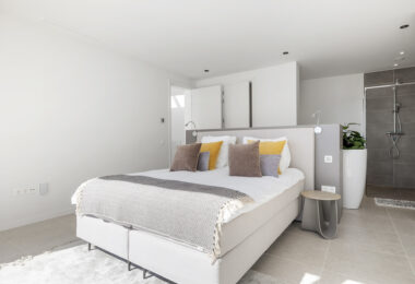 FRONTLINE GOLF - Newly built contemporary villa situated in the prestigious urbanization of La Alquería