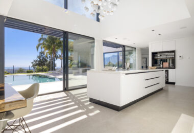 FRONTLINE GOLF - Newly built contemporary villa situated in the prestigious urbanization of La Alquería