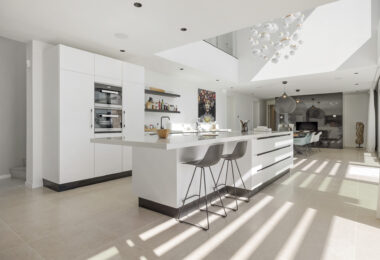 FRONTLINE GOLF - Newly built contemporary villa situated in the prestigious urbanization of La Alquería
