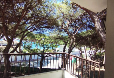 Grand Beachside Villa for renovation in Marbella East