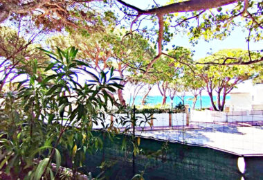 Grand Beachside Villa for renovation in Marbella East