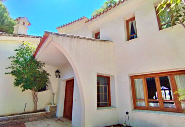 Grand Beachside Villa for renovation in Marbella East