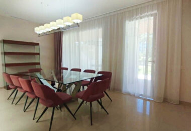 Premium Residence on the seafront in Puerto Banús. Marbella.
