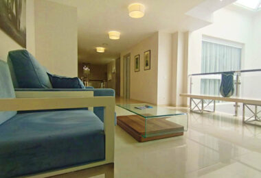 Premium Residence on the seafront in Puerto Banús. Marbella.