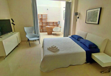 Premium Residence on the seafront in Puerto Banús. Marbella.