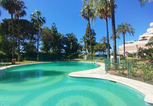 Premium Residence on the seafront in Puerto Banús. Marbella.