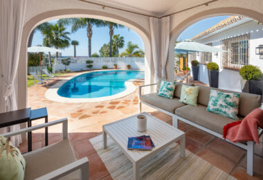 Charming Andalusian Villa all on one level in Marbella East