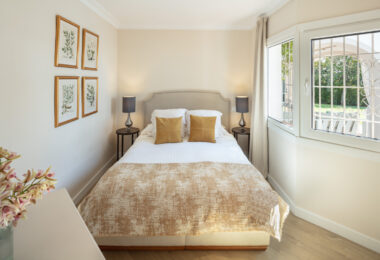 Charming Andalusian Villa all on one level in Marbella East