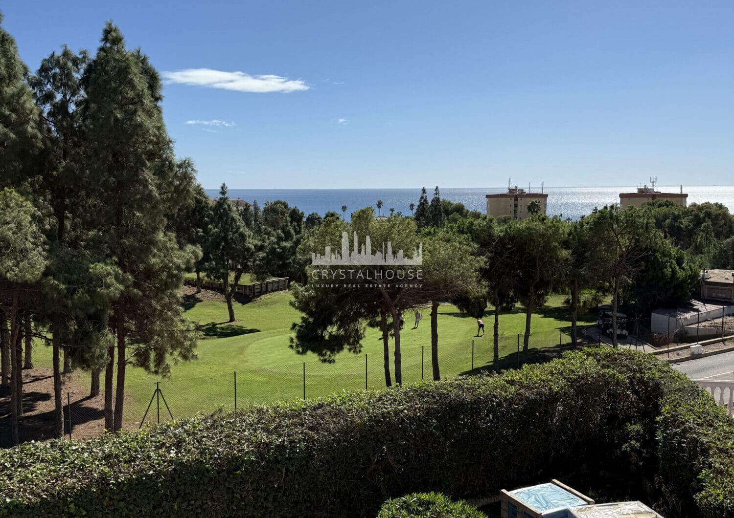 Fully Renovated Villa within a few steps to beach, golf &amp; all amenities