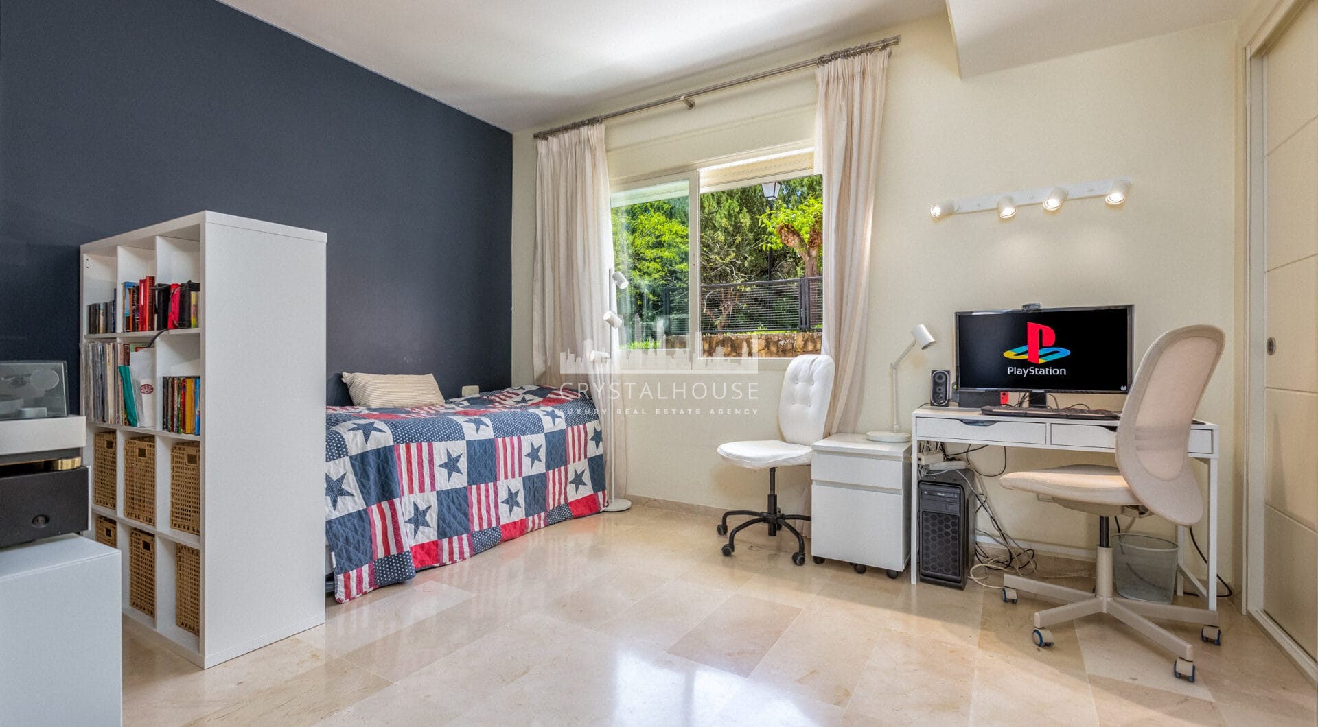 Elegant north east facing, three bedroom townhouse located in La Cala Golf, Mijas