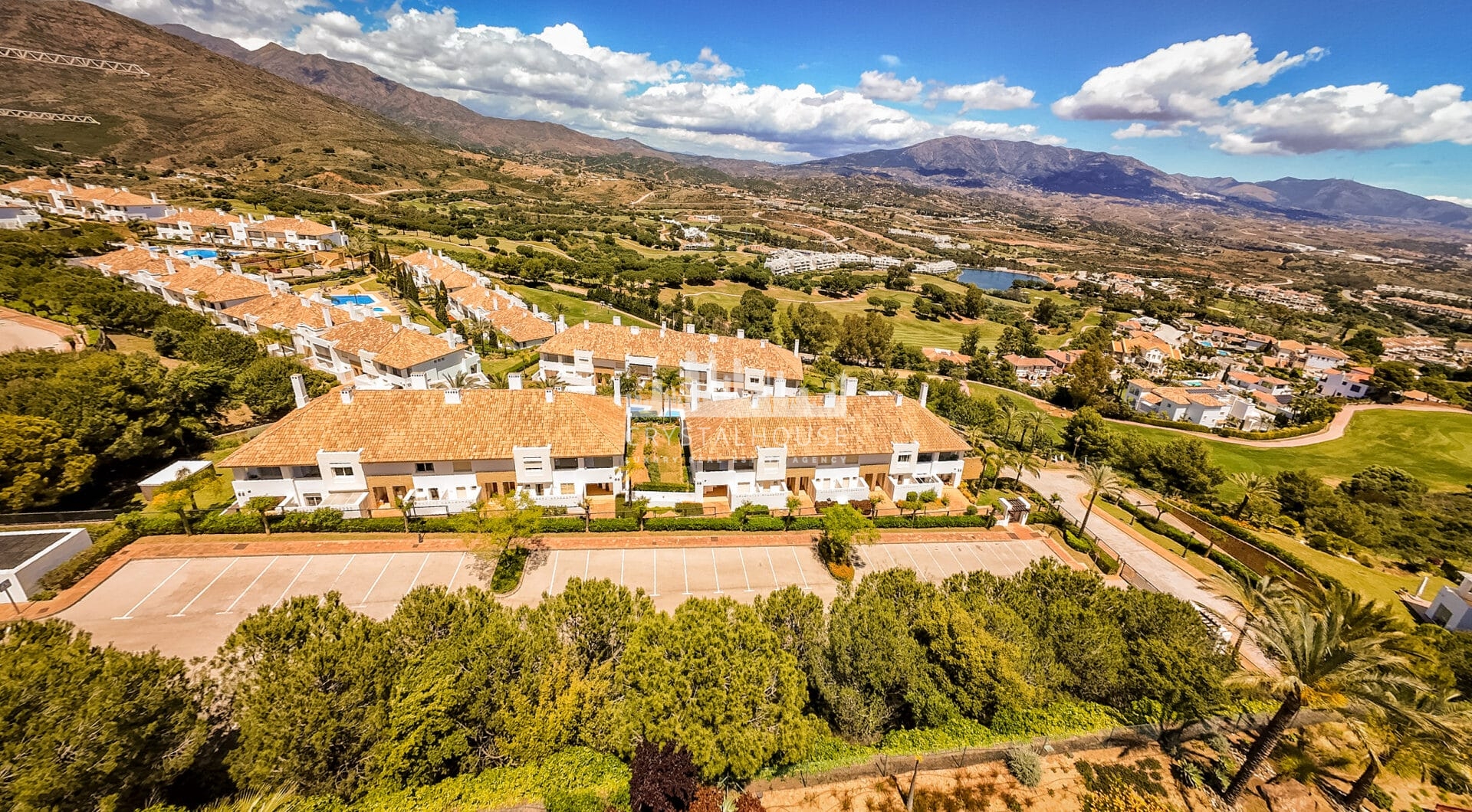 Elegant north east facing, three bedroom townhouse located in La Cala Golf, Mijas