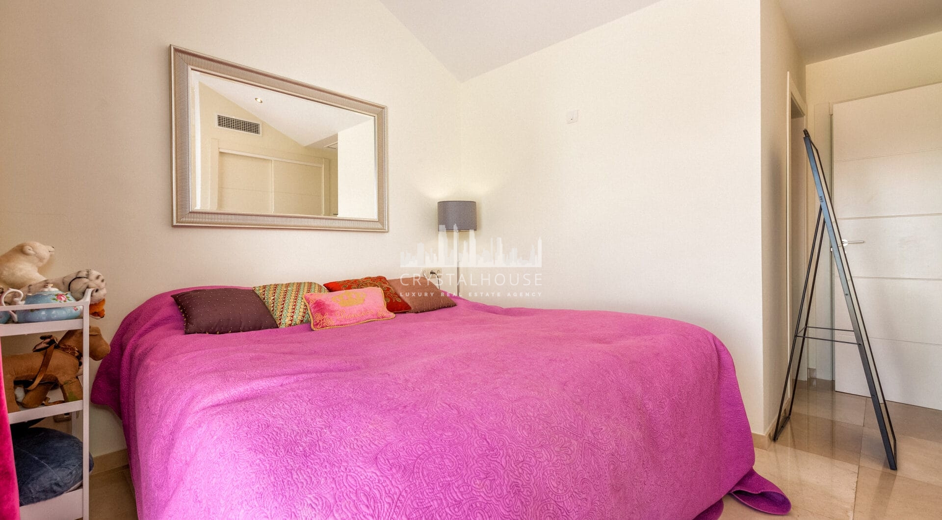 Elegant north east facing, three bedroom townhouse located in La Cala Golf, Mijas