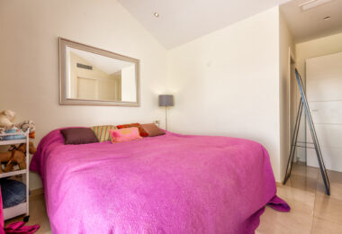 Elegant north east facing, three bedroom townhouse located in La Cala Golf, Mijas