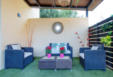 Spacious East-Facing Three-Bedroom Villa with Private Pool and Guest Apartment in Benahavís