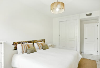 Beautiful, south facing three bedroom duplex penthouse, located in the gated community Costa Nagueles III
