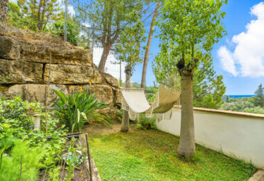 Beautiful, south west facing, two bedroom Villa located in the tranquil hills of the Sierra Blanca Country Club