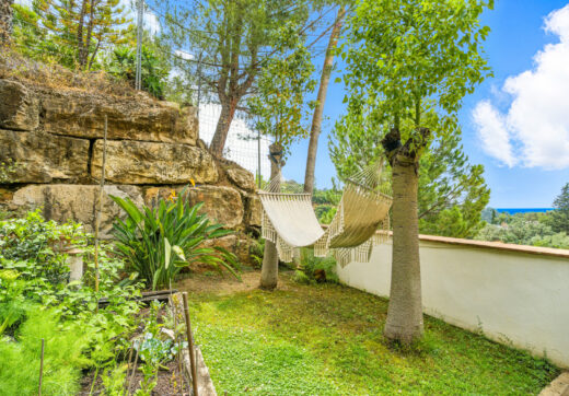 Beautiful, south west facing, two bedroom Villa located in the tranquil hills of the Sierra Blanca Country Club
