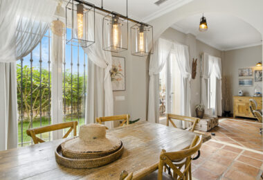 Beautiful, south west facing, two bedroom Villa located in the tranquil hills of the Sierra Blanca Country Club