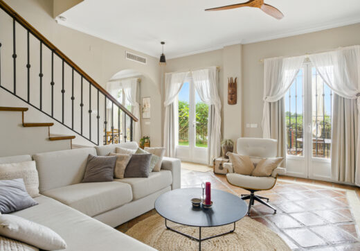 Beautiful, south west facing, two bedroom Villa located in the tranquil hills of the Sierra Blanca Country Club